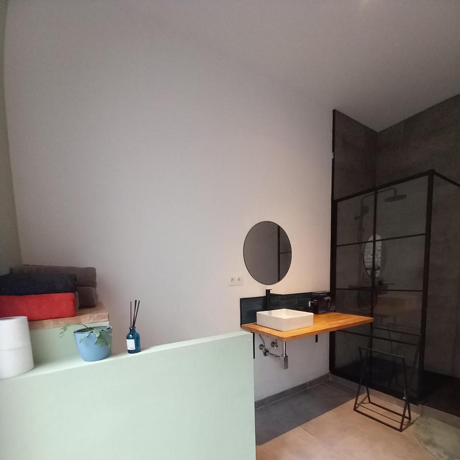 R&n Sea Breeze Apartment